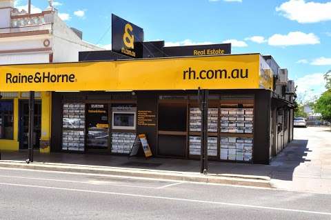 Photo: Raine & Horne Real Estate Charters Towers